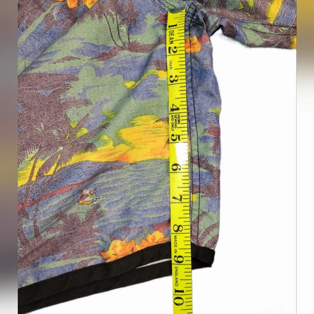 Ezekiel Men's Tropical Print Board Shorts/Swim Trunks (Unlined) Size 33